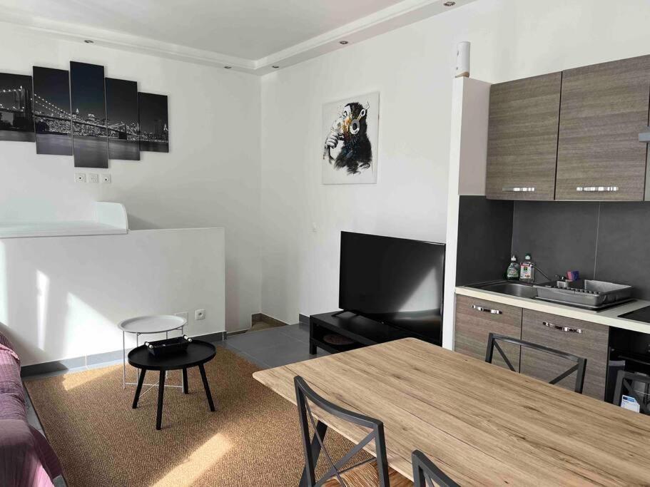 Le Luxembourg Apartment Villeurbanne Exterior foto